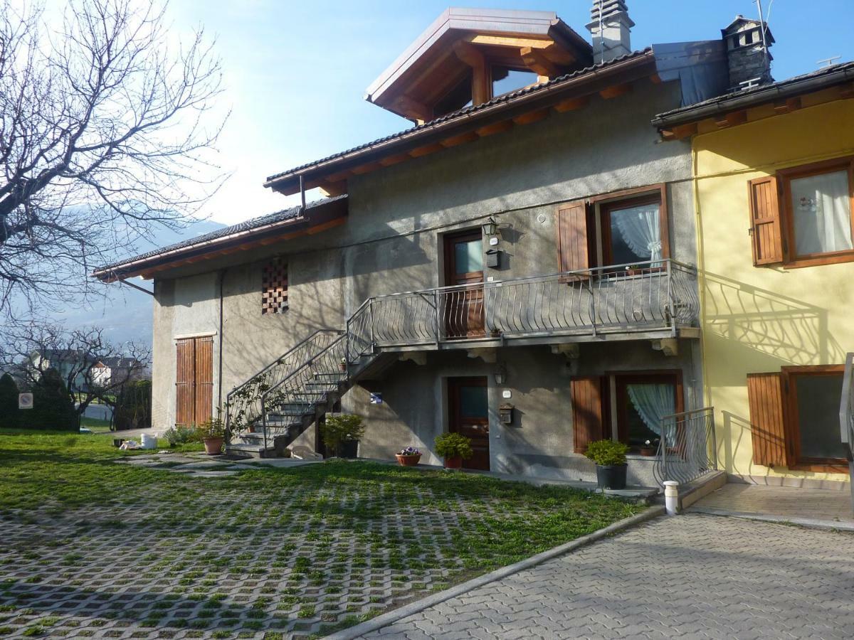La Maison De Papagran Cir Charvensod-0007 Aosta Exterior foto